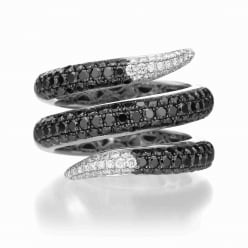 Спиралевидное кольцо усыпанное черными бриллиантами