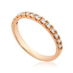 Обручальное кольцо в красном золоте с бриллиантами по кругу
