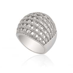 Шикарное кольцо с бриллиантовой россыпью