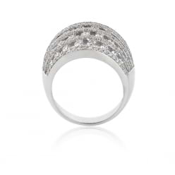 Роскошное бриллиантовое кольцо с мелкими бриллиантами