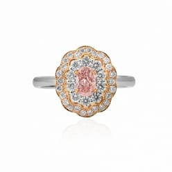 Кольцо усыпанное белыми и розовыми бриллиантами