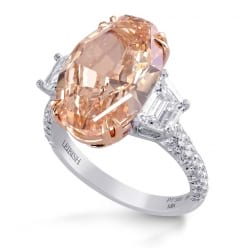 Кольцо из платины с большим розовым бриллиантом
