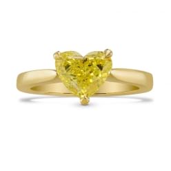 Канареечный бриллиант Сердце в кольце из желтого золота