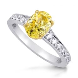 Кольцо с овальным лимонным бриллиантом