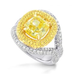 Перстень с крупным желтым бриллиантом