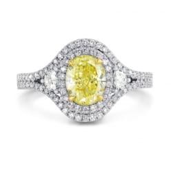Золотое кольцо с овальным желтым фенси