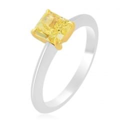 Классическое кольцо с желтым бриллиантом в белом золоте