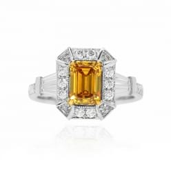 Золотое кольцо с коричневато-желтым бриллиантом