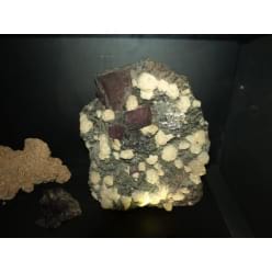 Природные минералы в музее Оппенгеймера