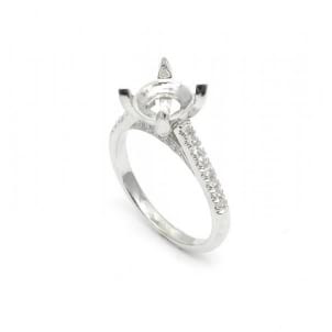 Оправа: кольцо с большим бриллиантом от 2 карат