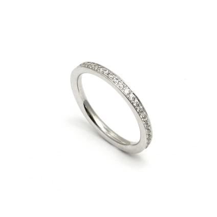 Тонкое свадебное кольцо с бриллиантами 0.42  карата